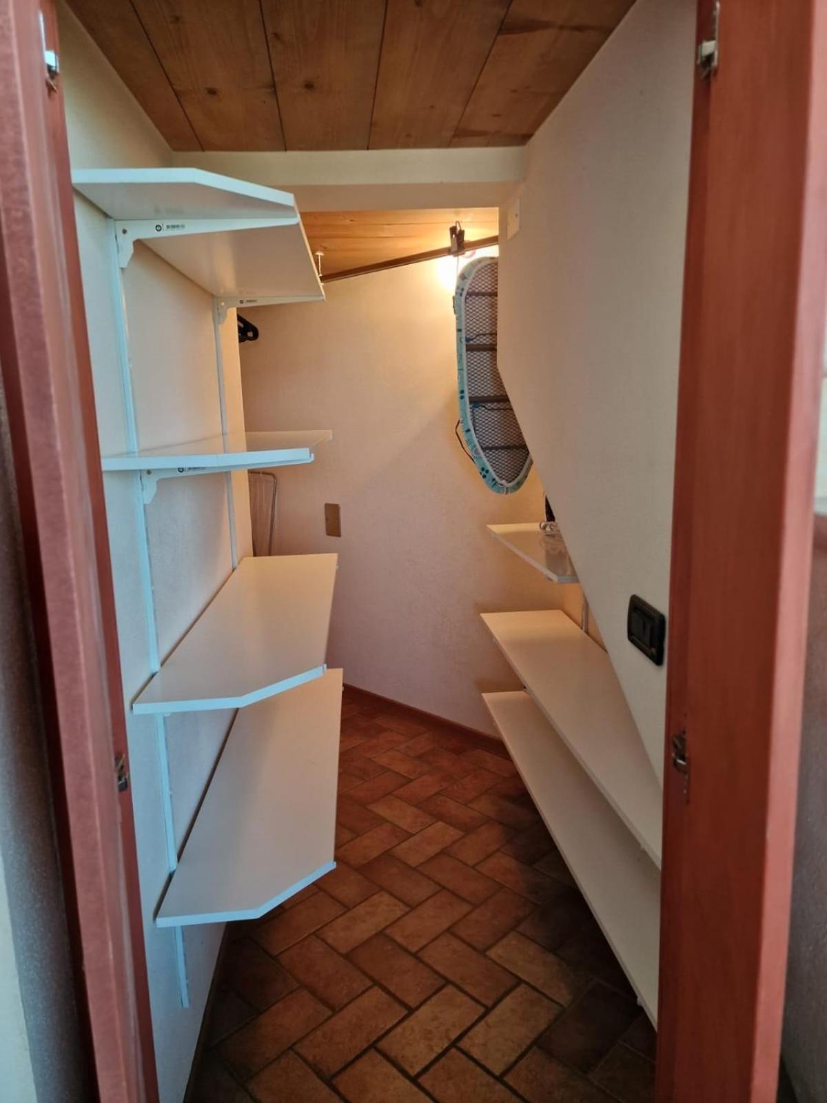 Tam'S Tower Apartman Pozzolengo Kültér fotó